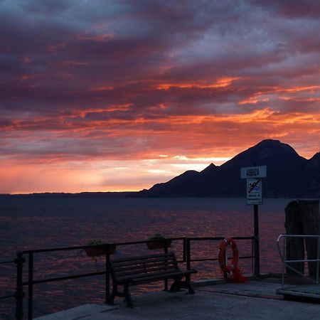 Albergo Casa Este Brenzone sul Garda Bagian luar foto