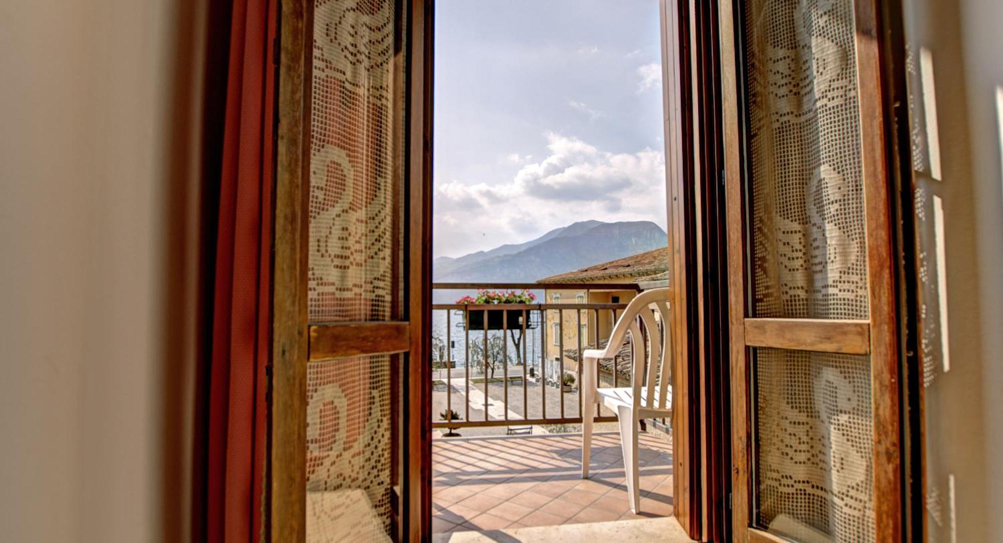 Albergo Casa Este Brenzone sul Garda Bagian luar foto