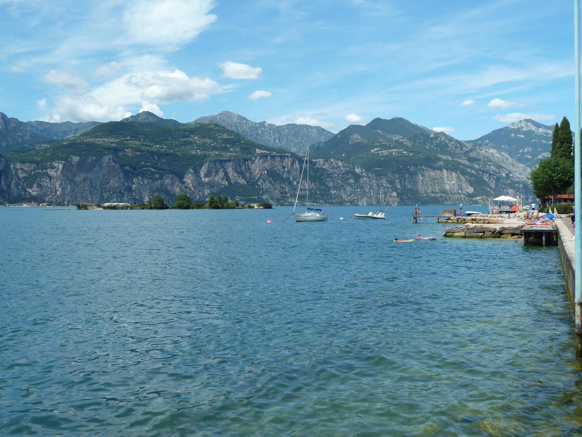 Albergo Casa Este Brenzone sul Garda Bagian luar foto