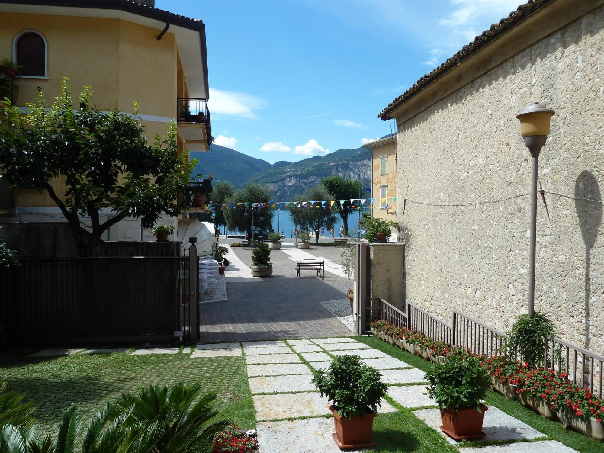 Albergo Casa Este Brenzone sul Garda Bagian luar foto