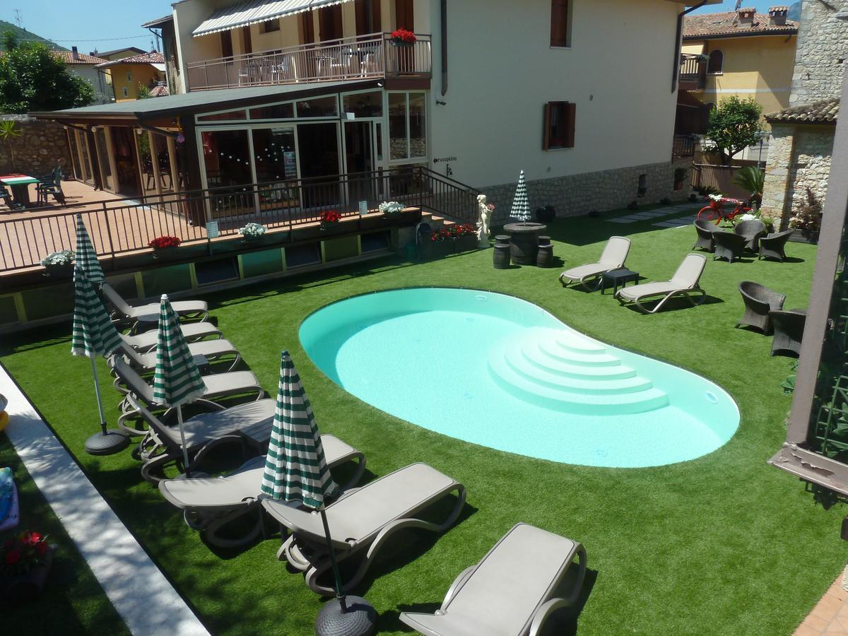 Albergo Casa Este Brenzone sul Garda Bagian luar foto