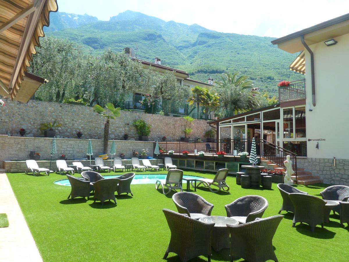 Albergo Casa Este Brenzone sul Garda Bagian luar foto
