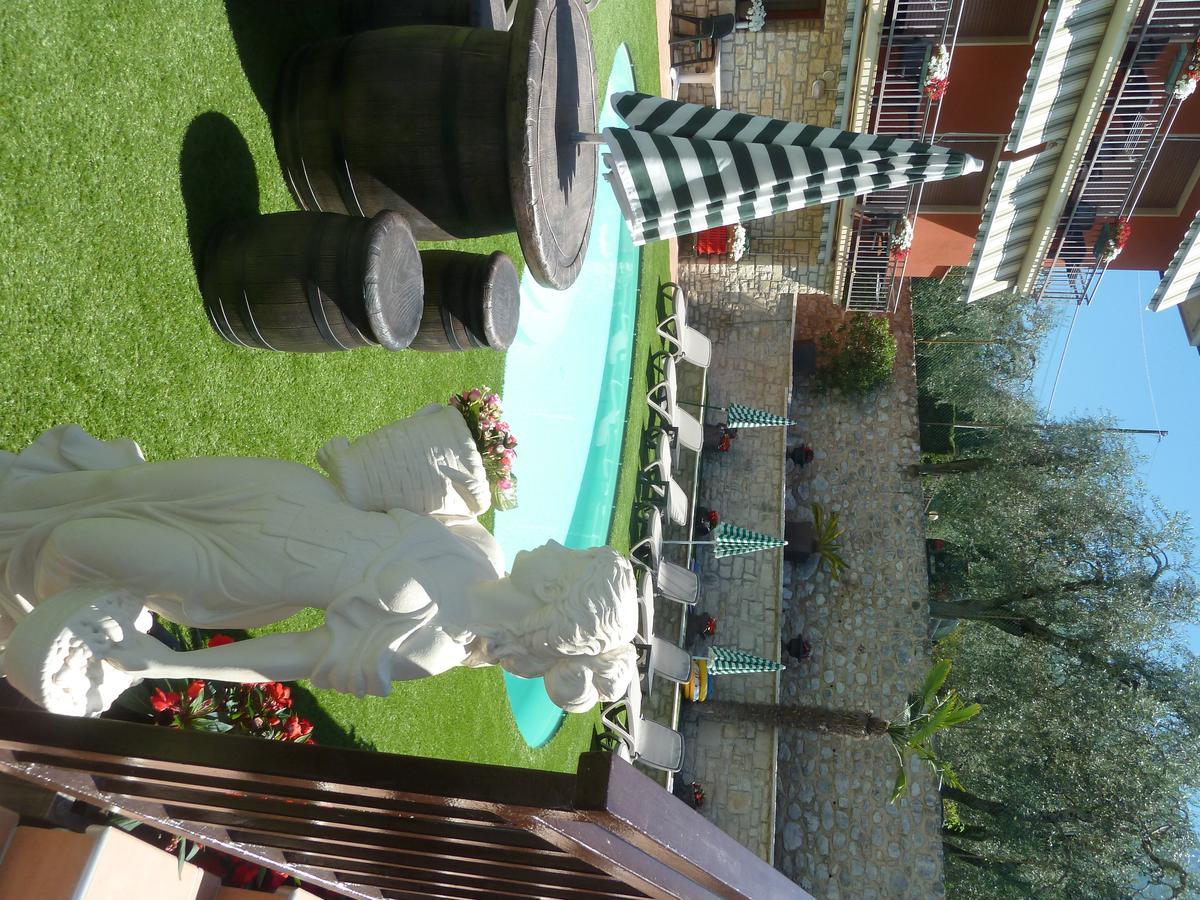 Albergo Casa Este Brenzone sul Garda Bagian luar foto